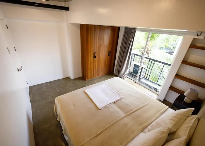 5880 Enriquez Residences * Manila