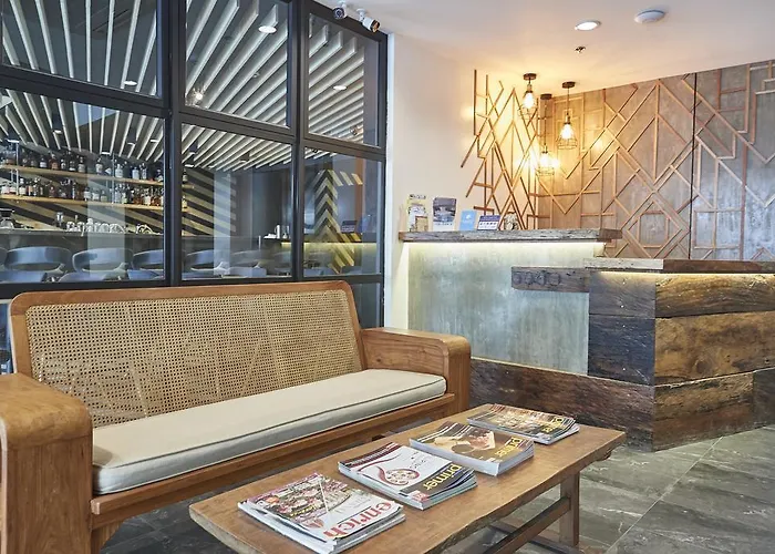 5880 Enriquez Residences * Manila
