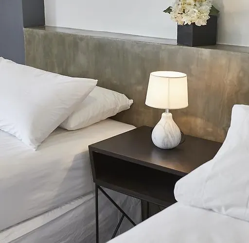 Apartment 5880 Enriquez Residences Manila