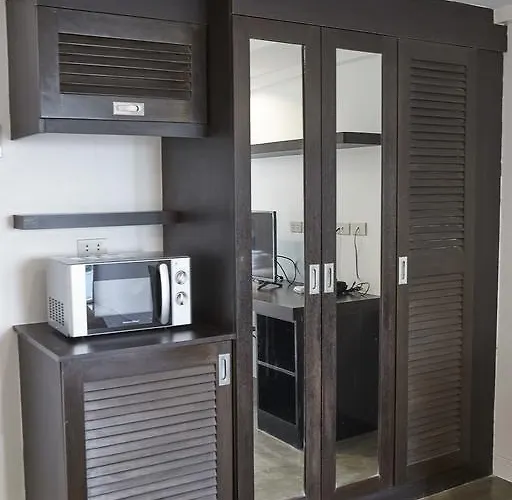 Apartment 5880 Enriquez Residences Manila
